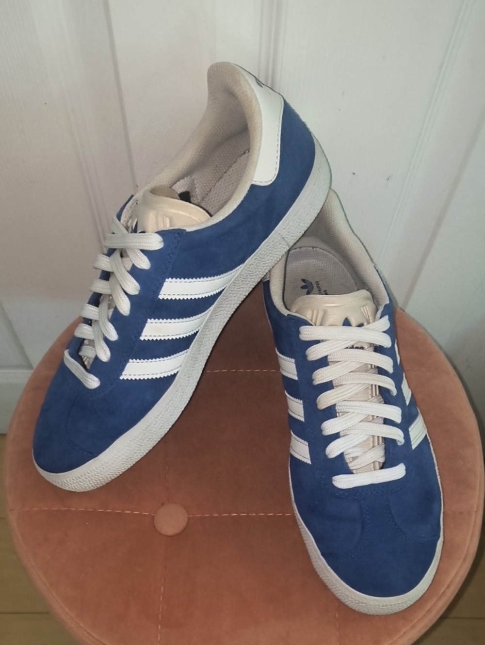Adidas Gazelle Sneakers Size 10 - Picture 3 of 8